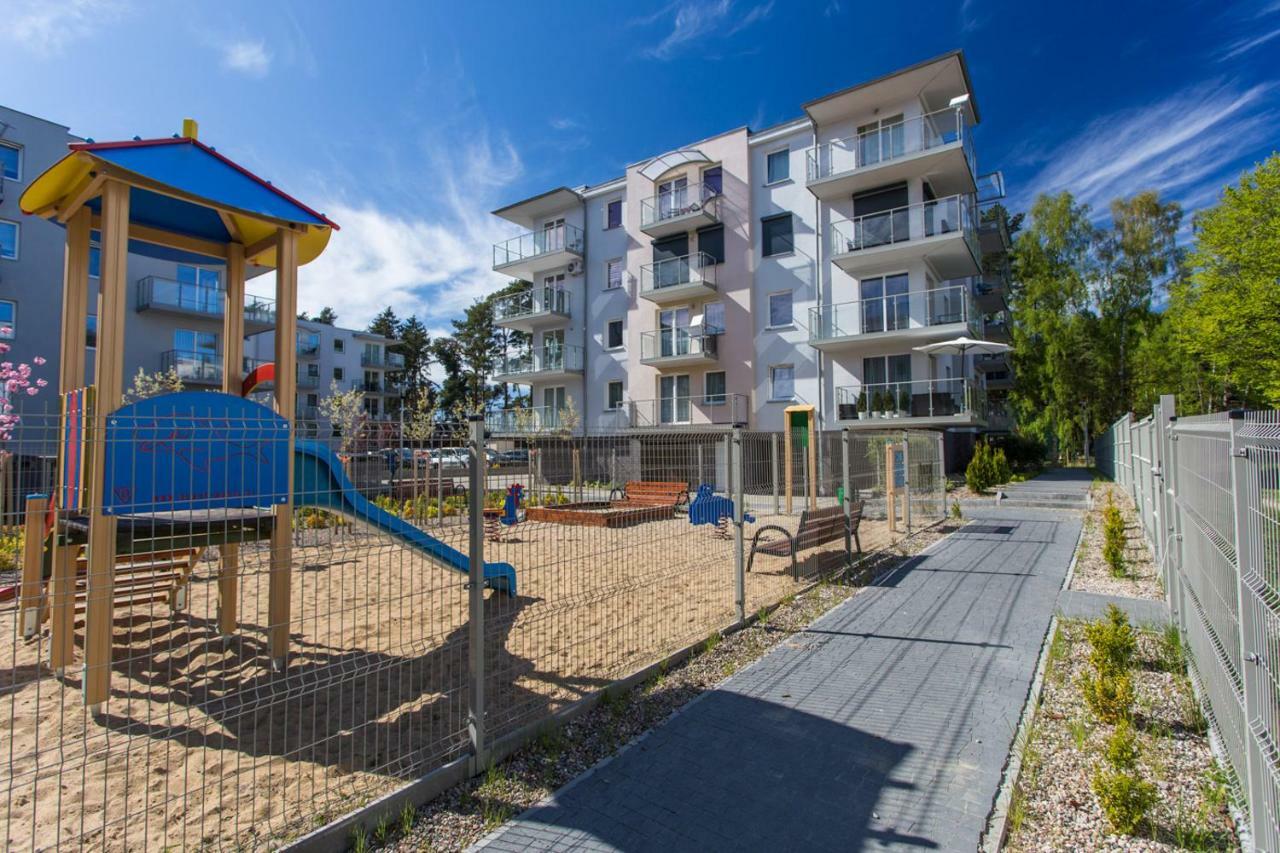 Seaside Lesne Tarasy Apartment Дзивновек Екстериор снимка